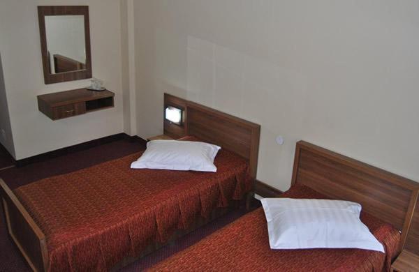 Hotel Iasicon Lacu Rosu Bilik gambar