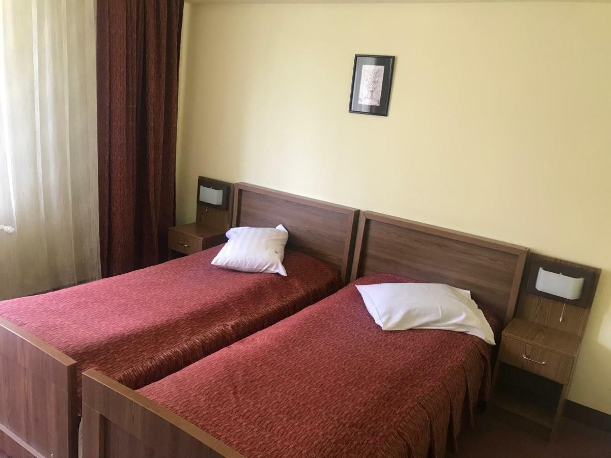 Hotel Iasicon Lacu Rosu Luaran gambar